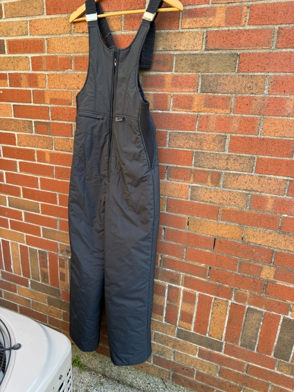 Raeurks Vintage Women’s Black Ski Bib Snow Pants Insulated Winter Size M